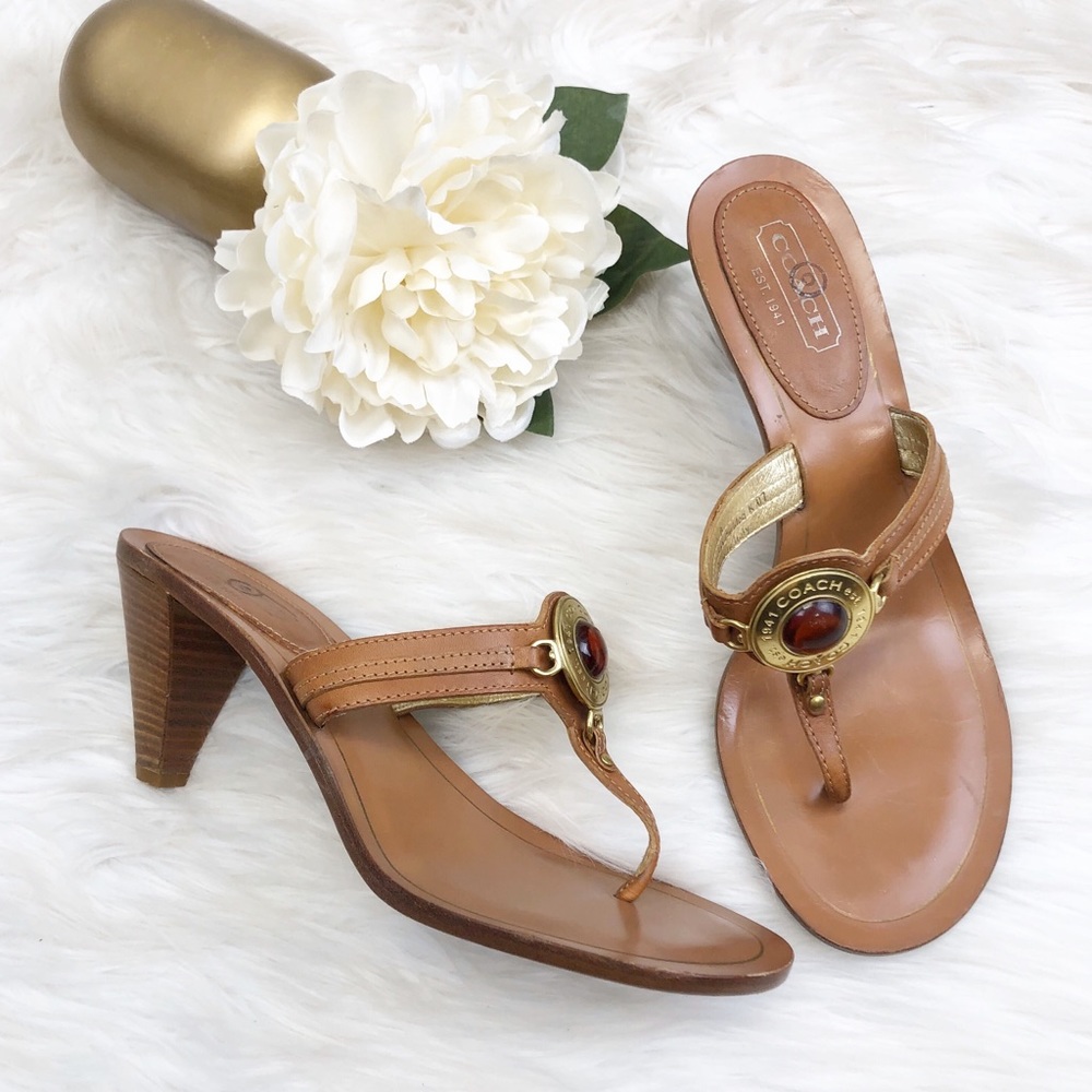 Coach Caridee Tan Leather Thong Sandals Sz 10